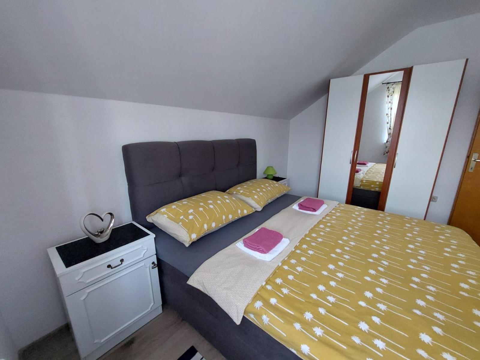 Apartman Rita Perusic Exterior foto